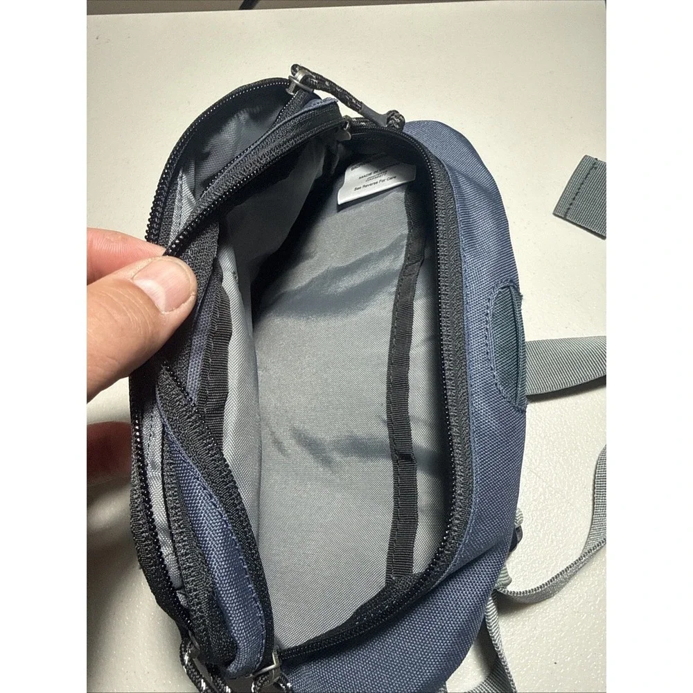 Marmot Waist Pack Multi Pocket Bag Lumbar Fanny Pack Bag Small Blue Two Zip